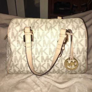 Michael Kors Grayson Monogram Medium Bag