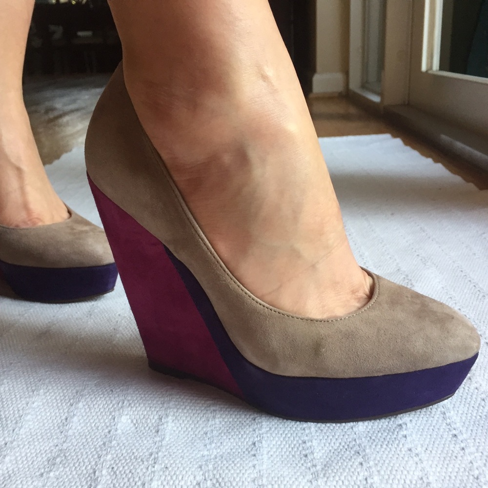 Suede Cathi taupe/multi wedges