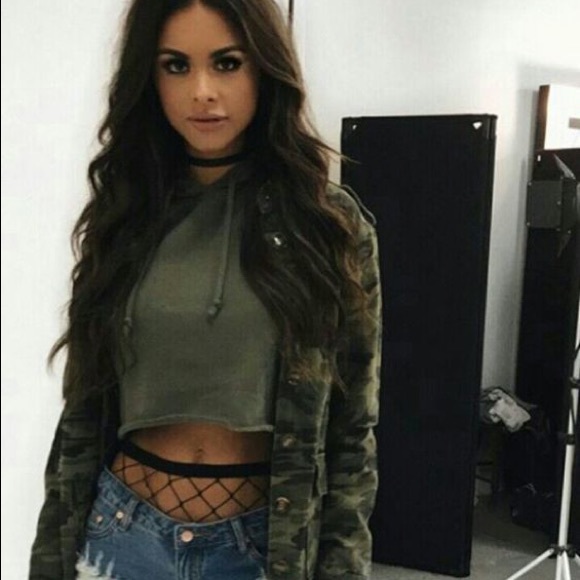 🔳 KING KYLIE Fishnets Large Netting 🏁 - Picture 3 of 4