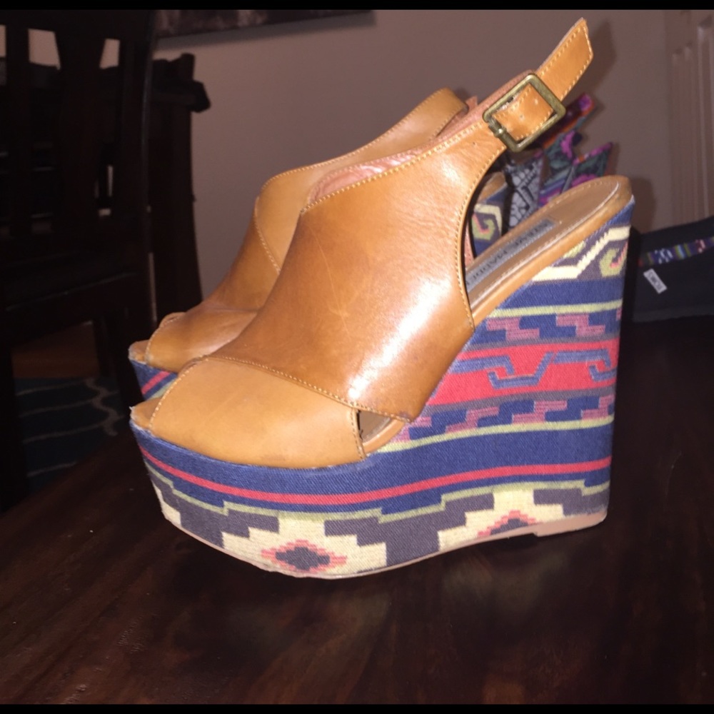 Steve Madden leather and print wedges