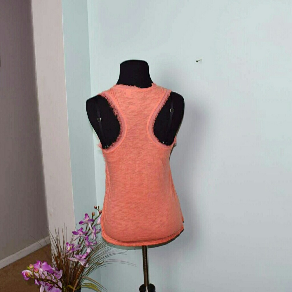 Gorgeous Peach Floral Embroidered Tank Top - Picture 2 of 2