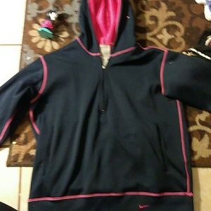 Nike pull over