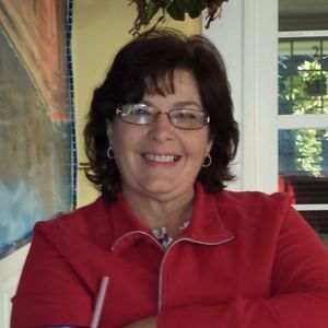 Meet your Posher, Debi