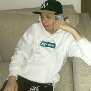 Meet your Posher, Kobe