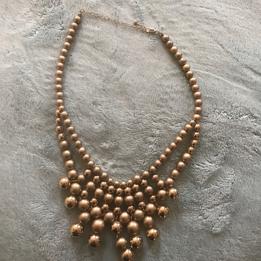 Statement necklace