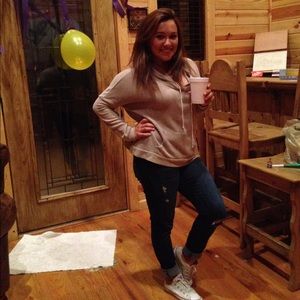 Meet your Posher, Theresa