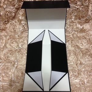 Authentic Magnetic Gucci box with Gucci ribbon