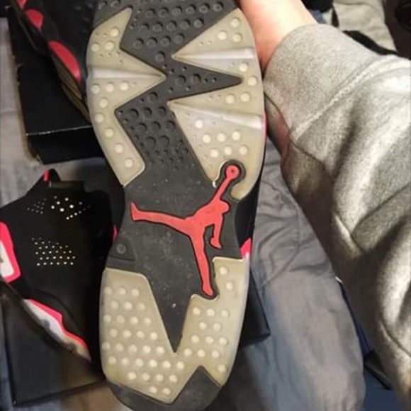 Retro 6s main image 4