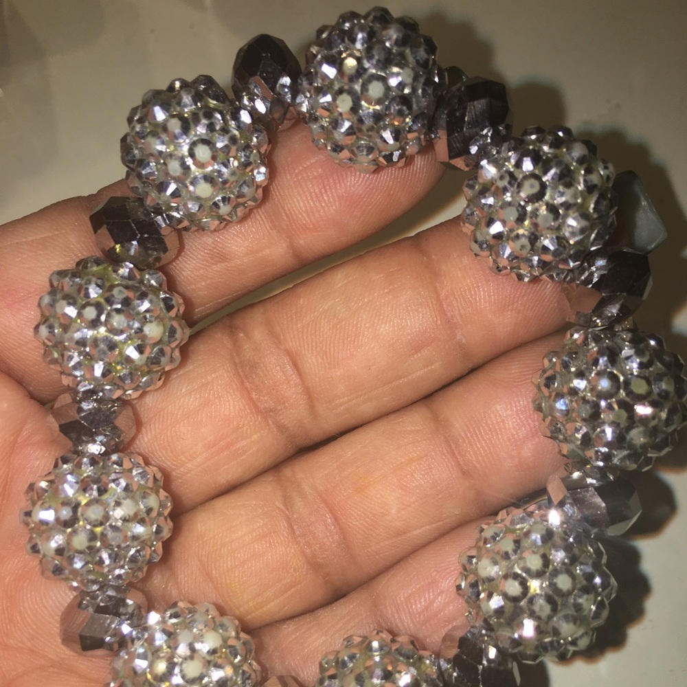 Nice bracelets - Picture 3 of 6