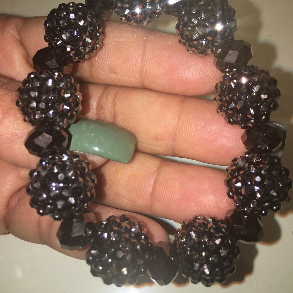 Nice bracelets - Picture 4 of 6
