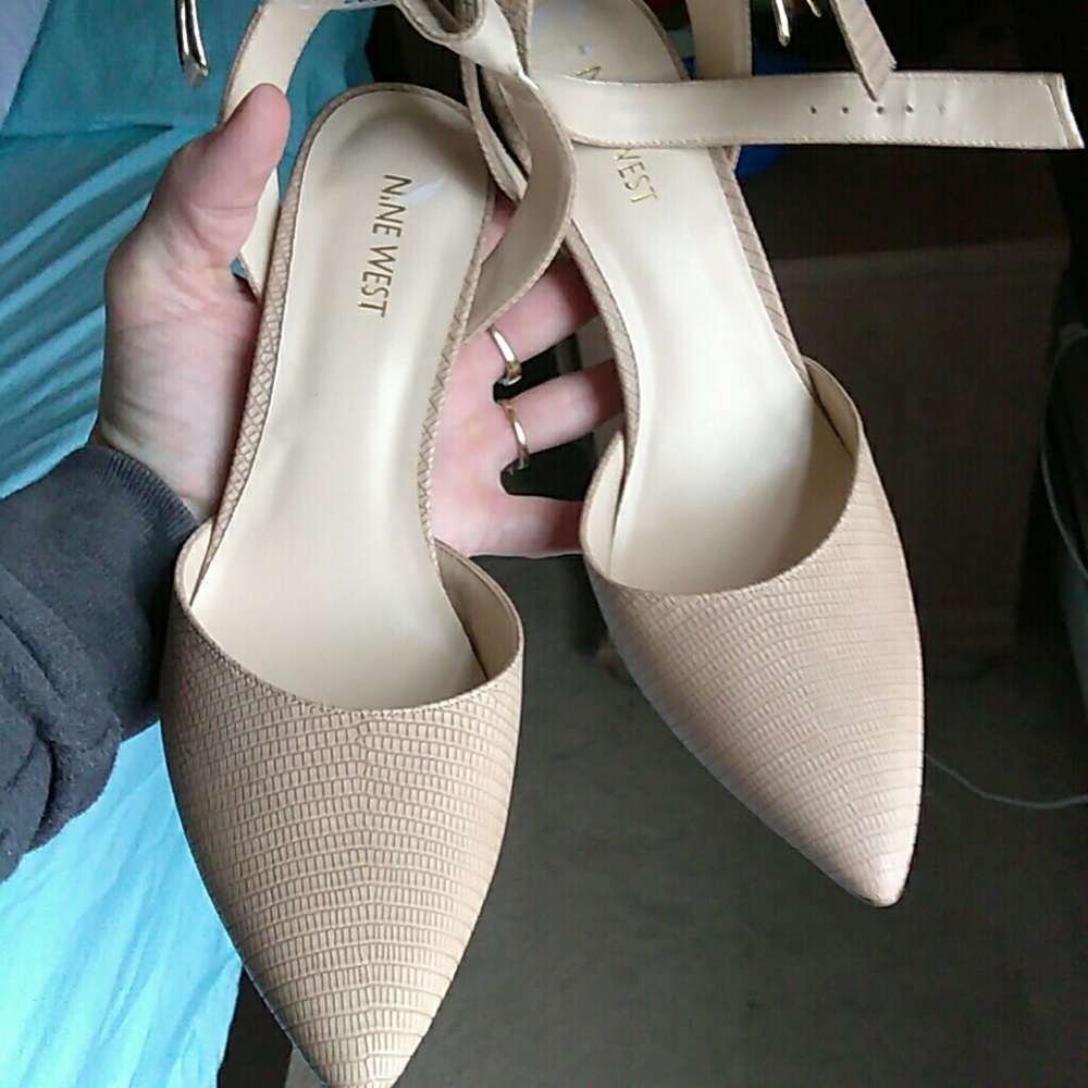 Tan Heels nine West