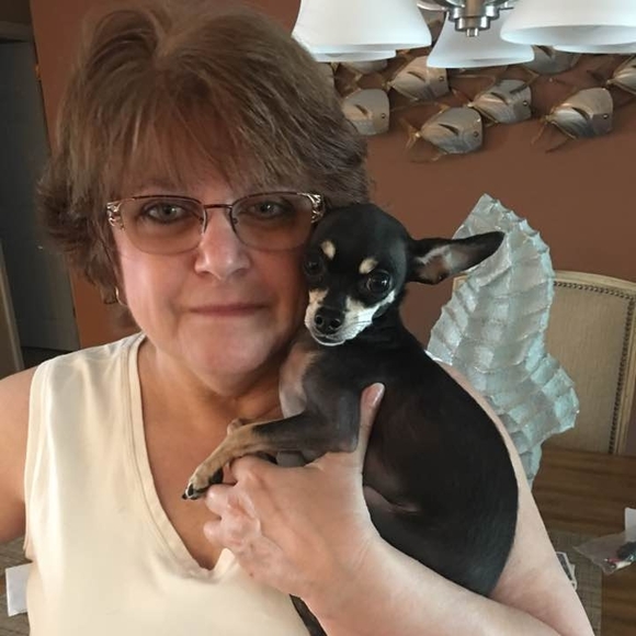 Meet your Posher, Debbie - Picture 1 of 1