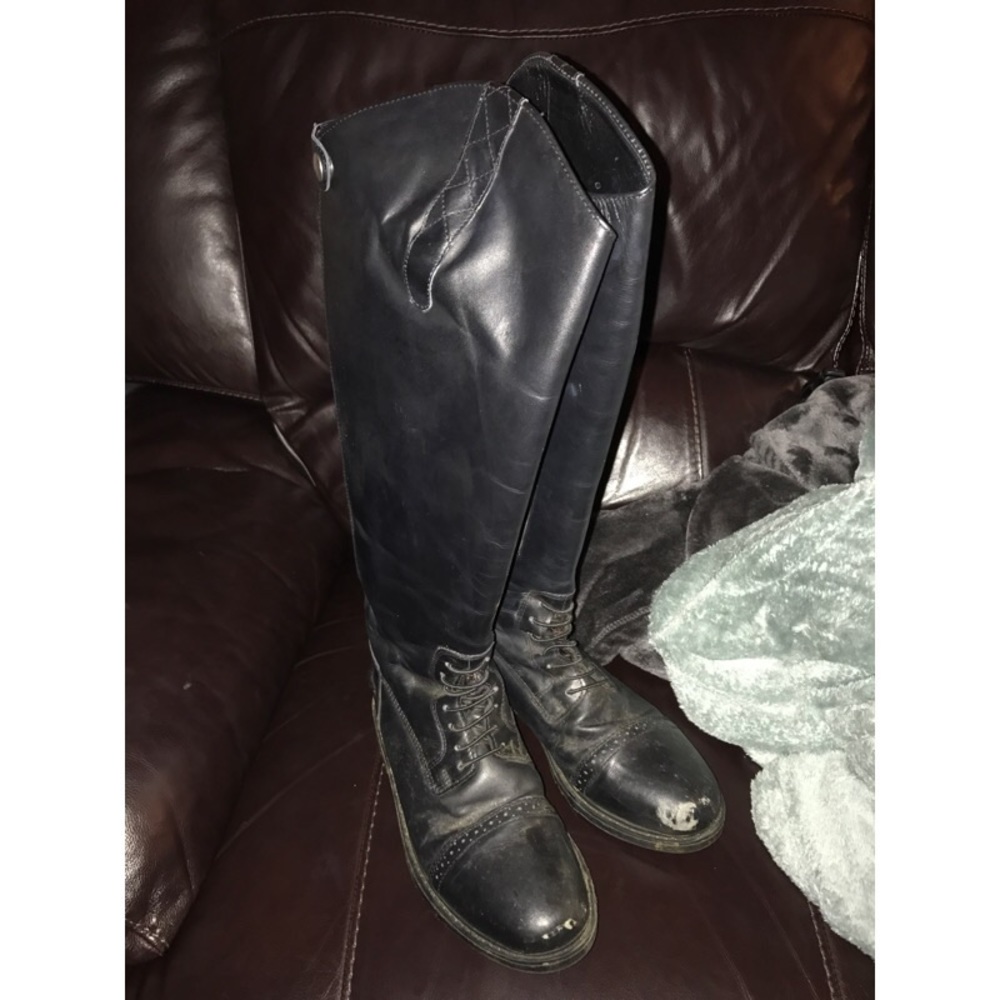 TUFFRIDER WIDE CALF BOOTS