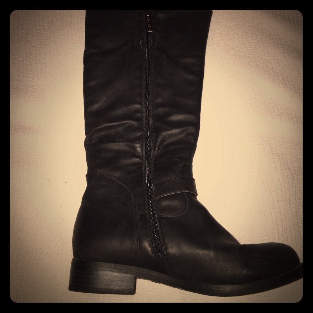 2 Lips Too Black Riding Boots. GUC