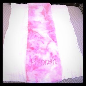 Personalized "Hannah" pink tie dye burp cloth