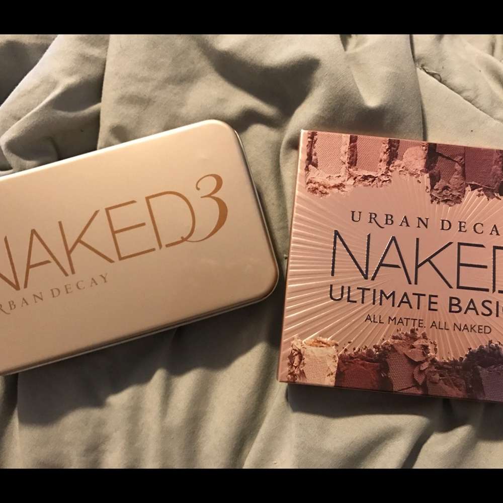 Urban Decay Ultimate Basic Pallet  and  brush
