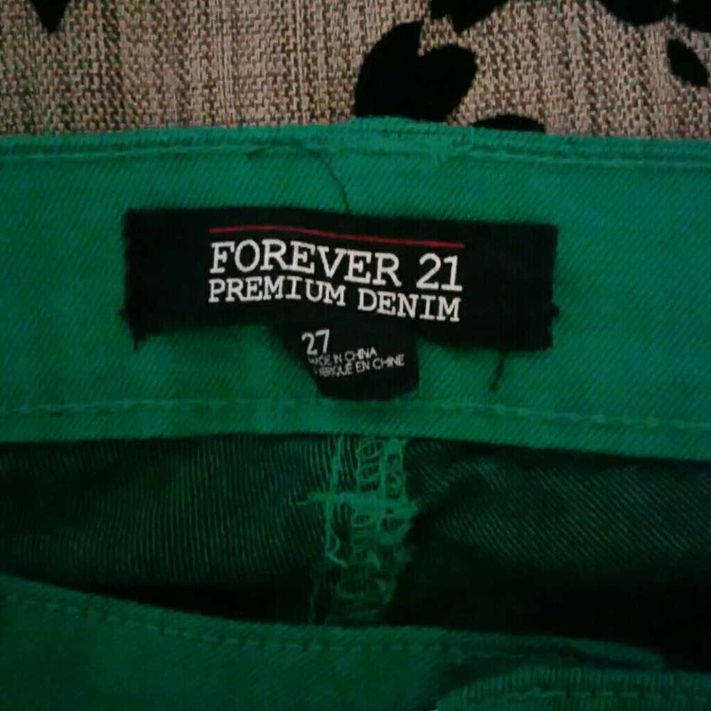 Jeans - Picture 2 of 3