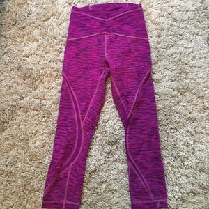 Lululemon Hi-Rise Cropped Leggings (Size 4)