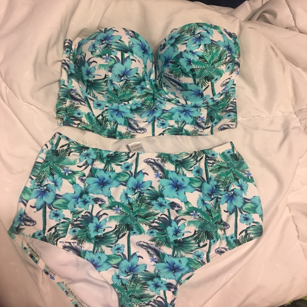 2 peace bathing suit 👙