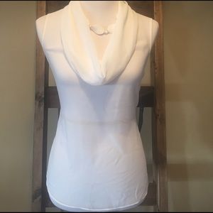 Jones New York flowy white top