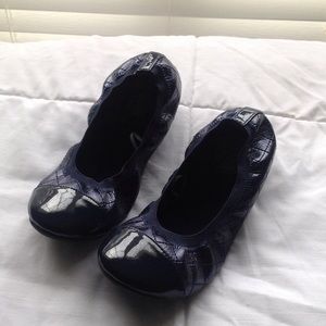 Super cute navy blue girls shoes! NWOT