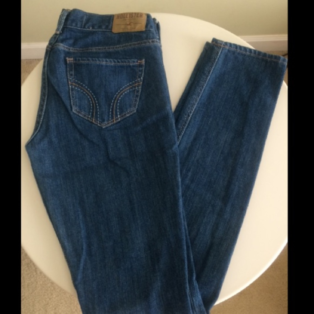 Hollister skinny jeans