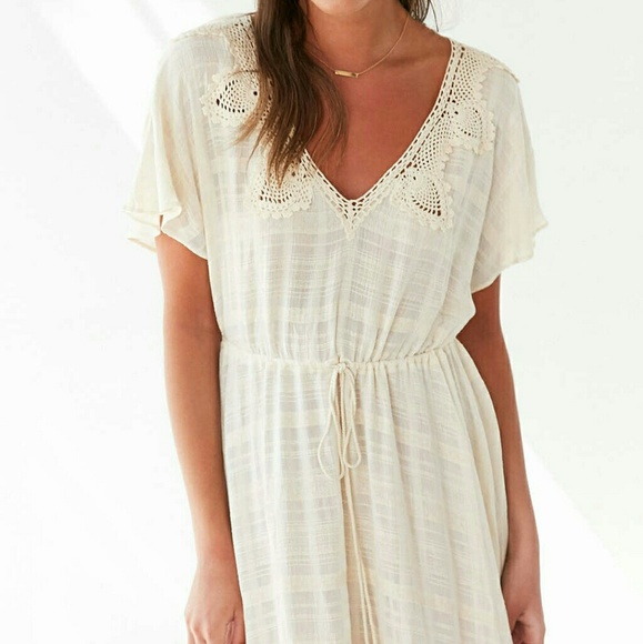 Floaty Flutter-Sleeve Adjustable Drawstring Dress - Picture 3 of 4