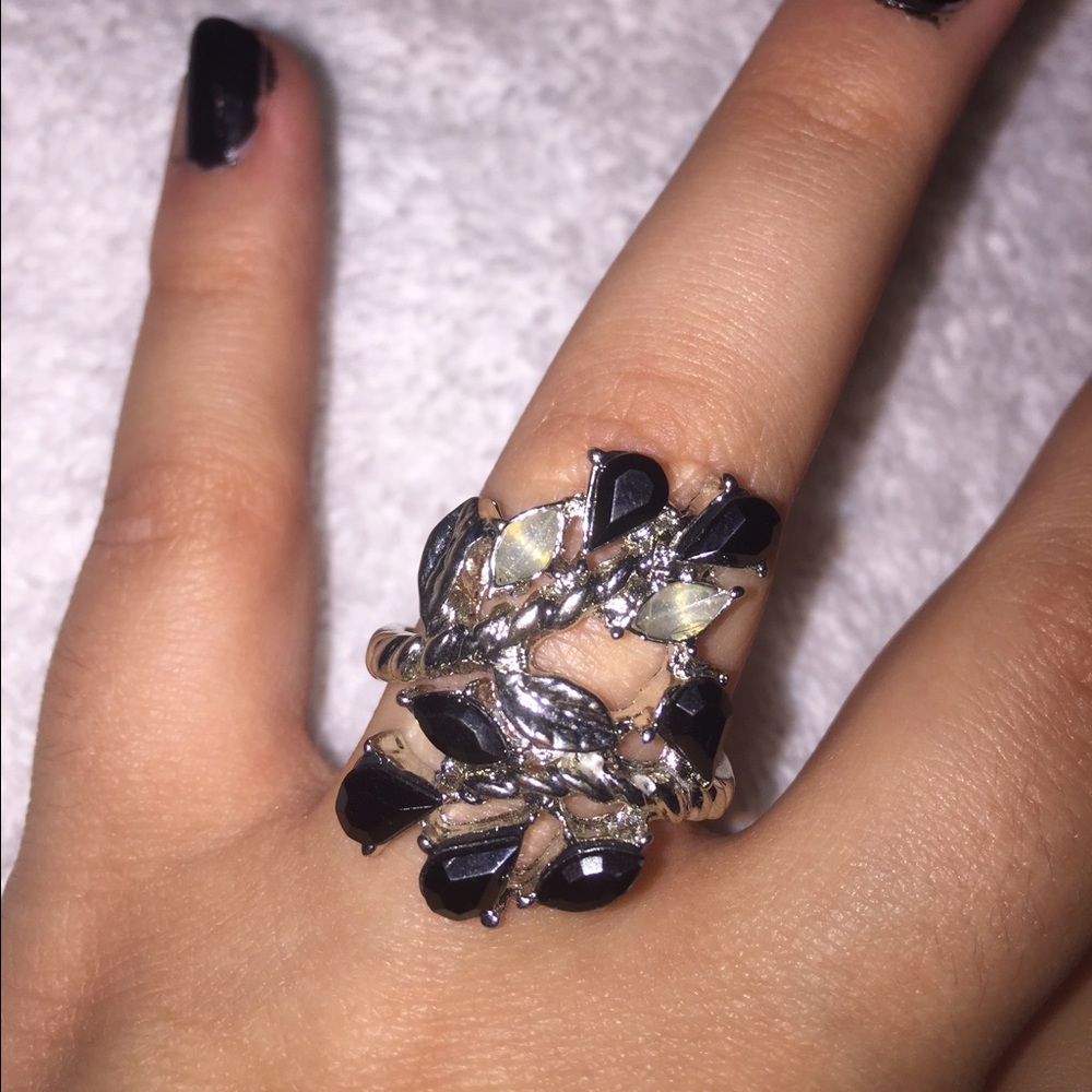 Silver & black floral ring
