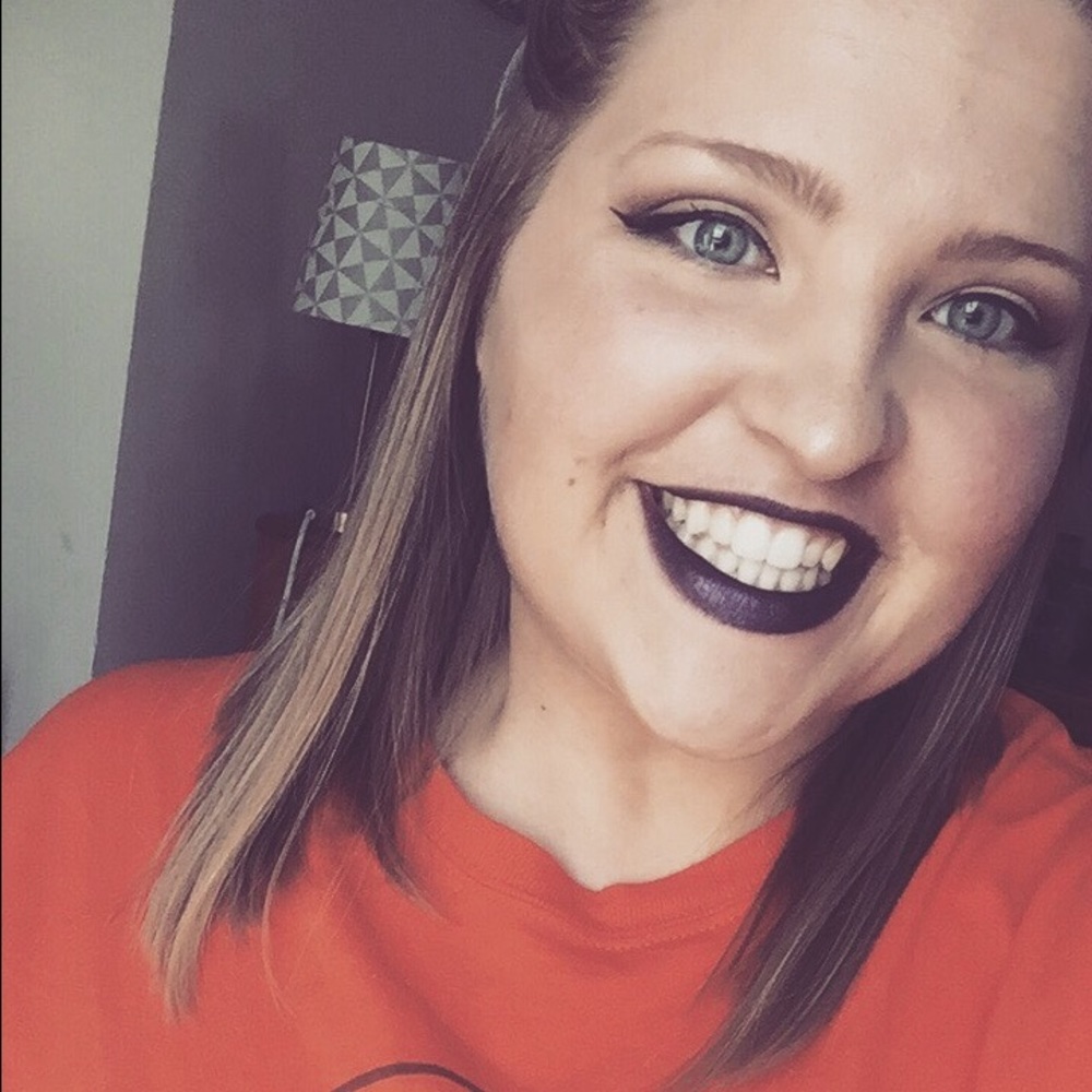 Meet your seller, Kaylie!