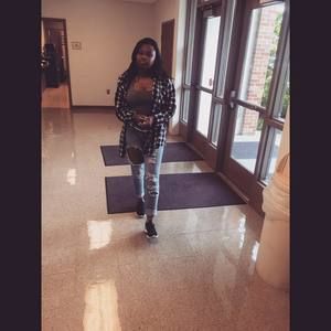 Meet your Posher, Tina