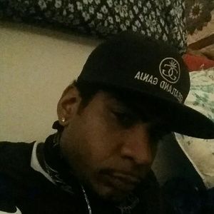 Meet your Posher, Dontae