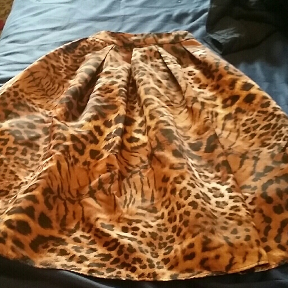 A leopard skirt really nice