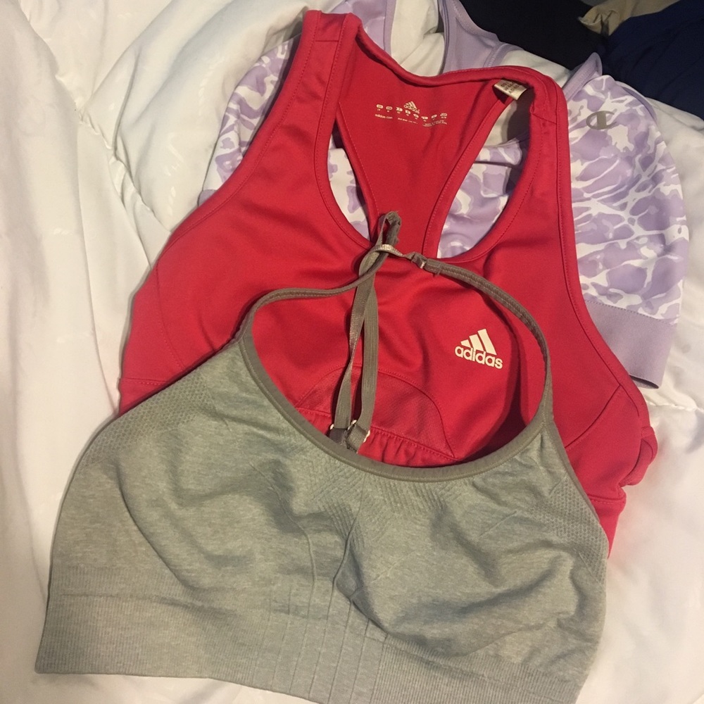 Bundle sports bras 💜💗