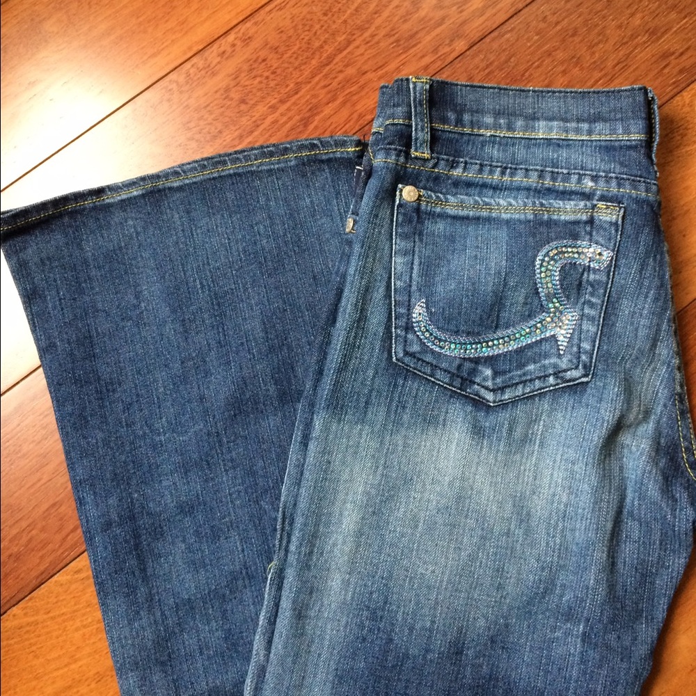 Gently Used Rock & Republic LAST CHANCE!!