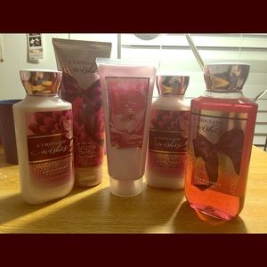 4 Bath and Body Lotions and one Shower Gel.