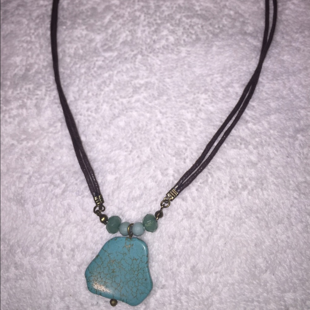 Turquoise stone necklace