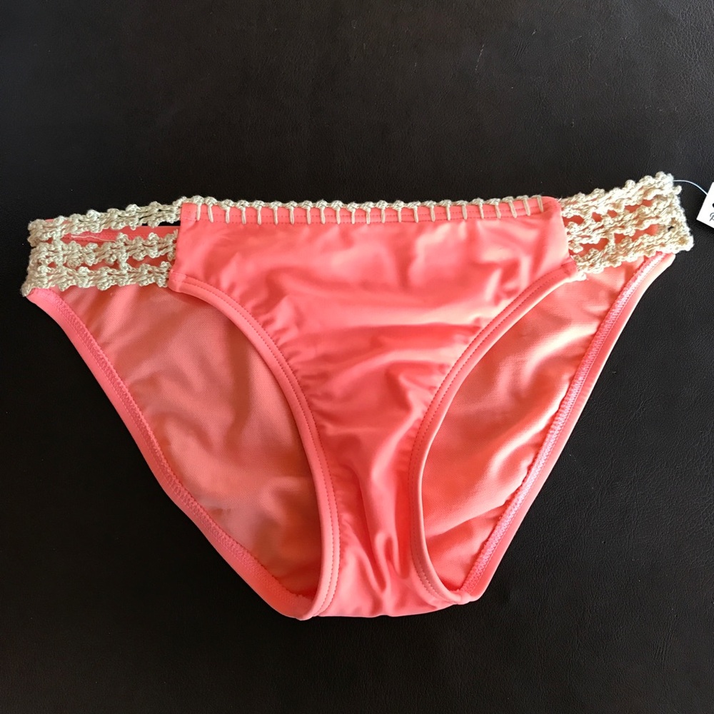 Women's swim bottoms