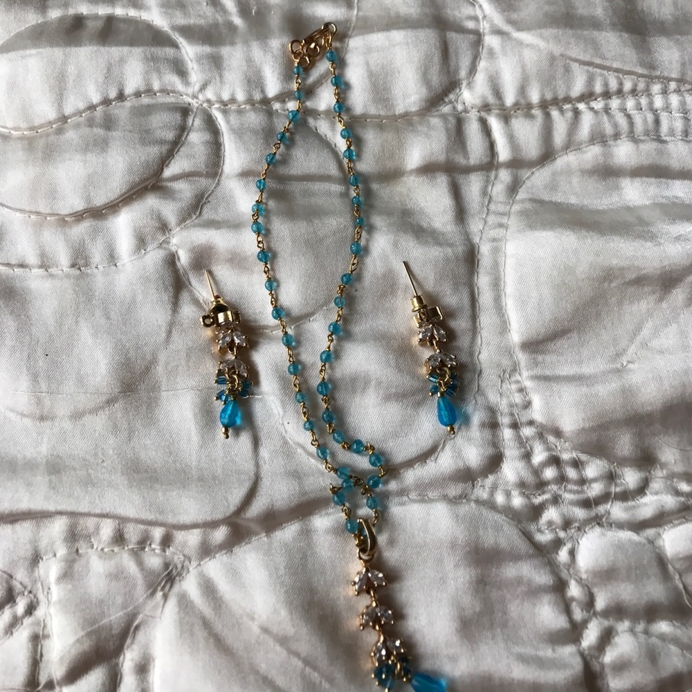 Necklace with earrings