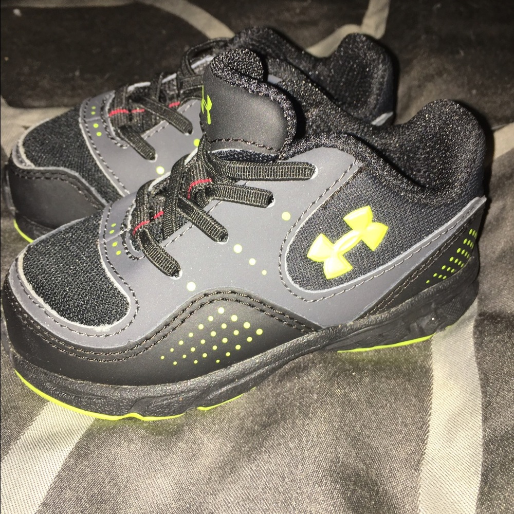 UA shoes