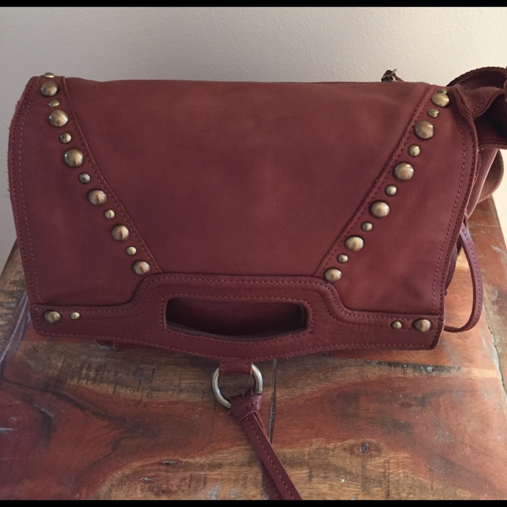 👜  Lucky 🍀 Brand Flap Top Handbag 👜