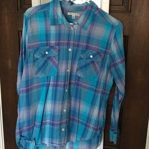 American Eagle Boyfriend Button Up