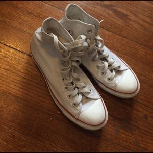 Converse off white