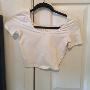 FOREVER21 TIGHT CROP TOP