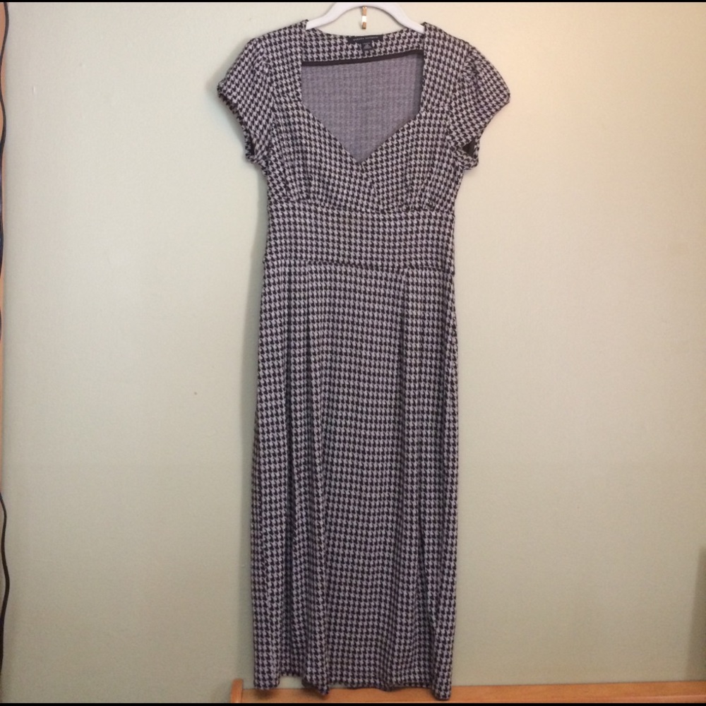 Banana Republic Houndstooth dress