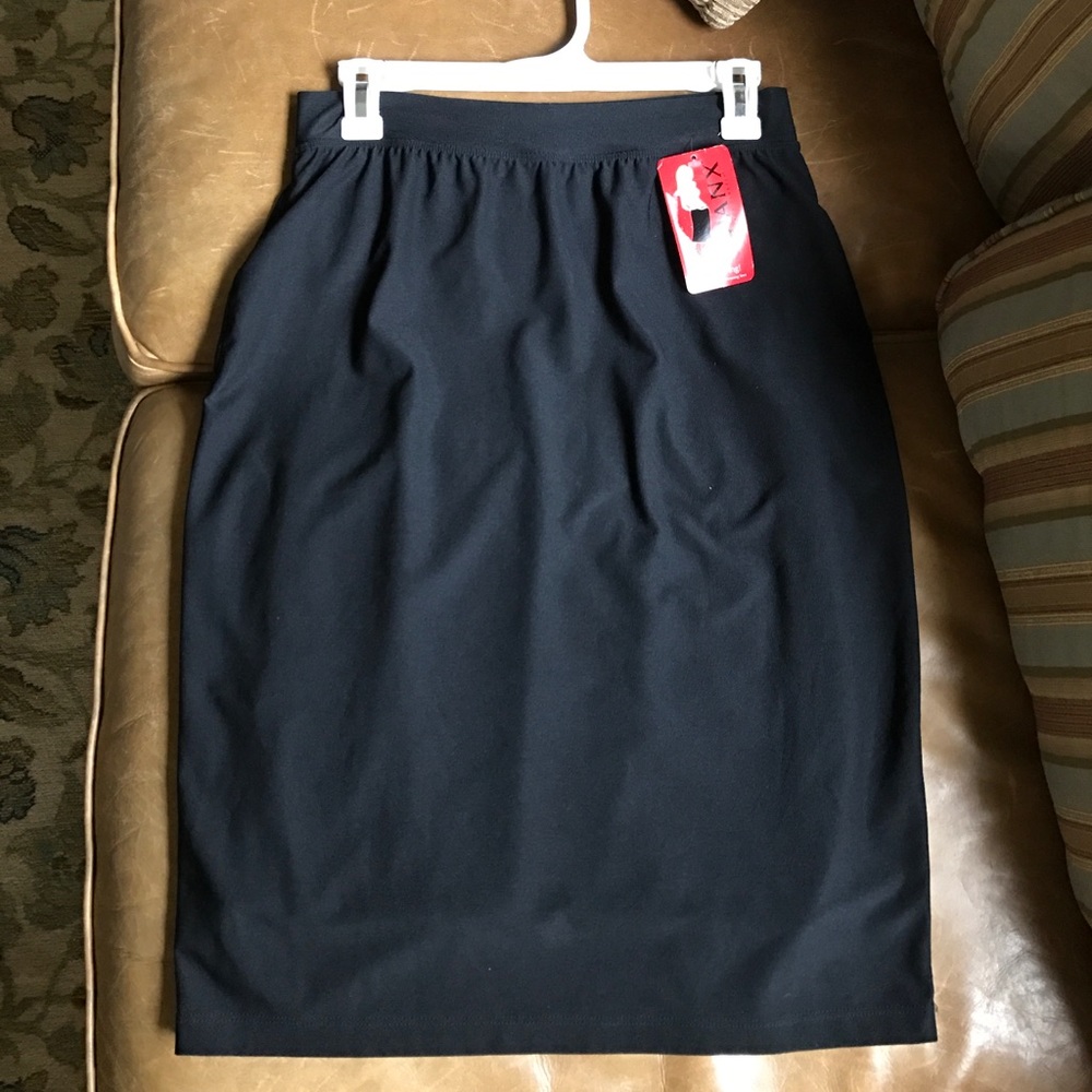 Spanx Bod-a-bing Pencil 028 skirt  BLACK NEW - Picture 2 of 7