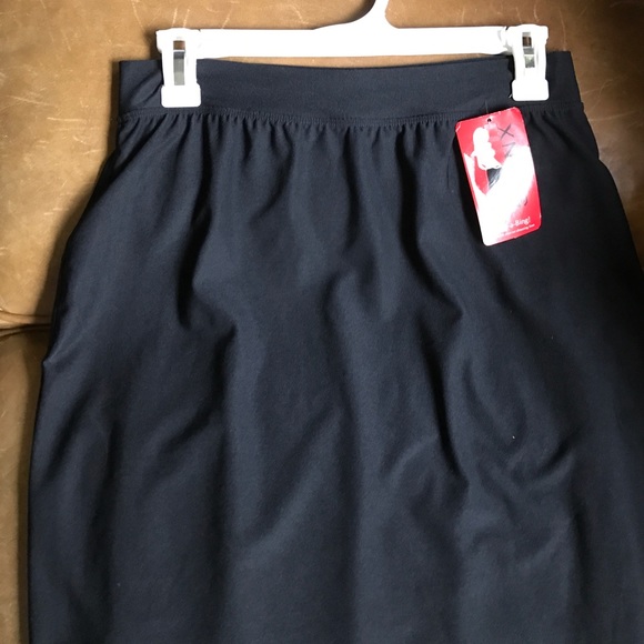 Spanx Bod-a-bing Pencil 028 skirt  BLACK NEW - Picture 4 of 7