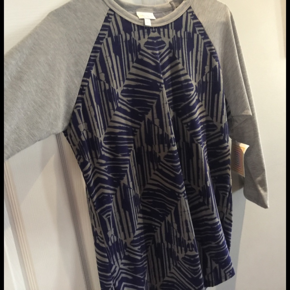 Lularoe randy Medium