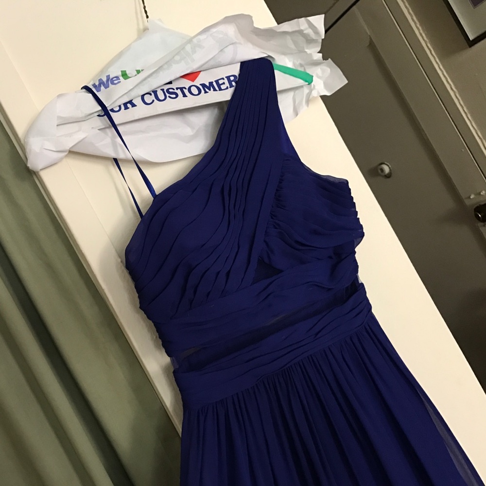 Dress - Picture 5 of 7