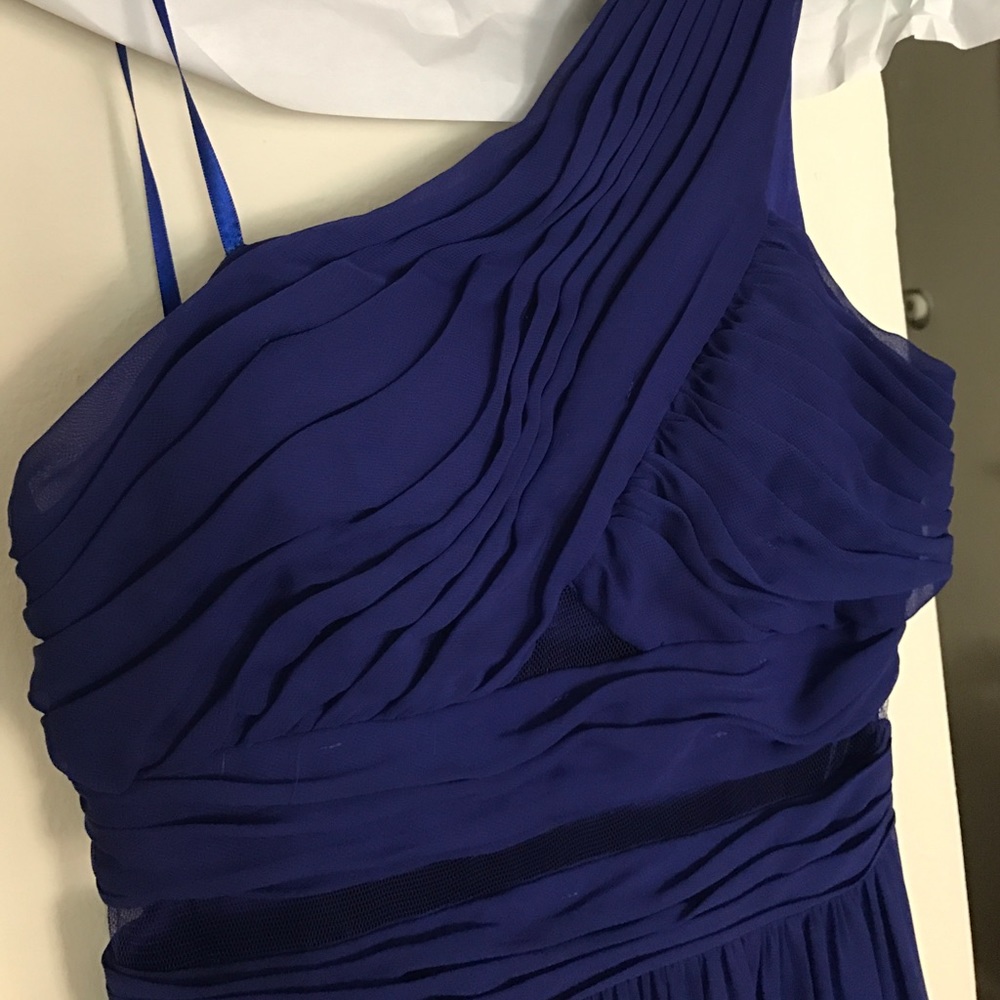 Dress - Picture 7 of 7