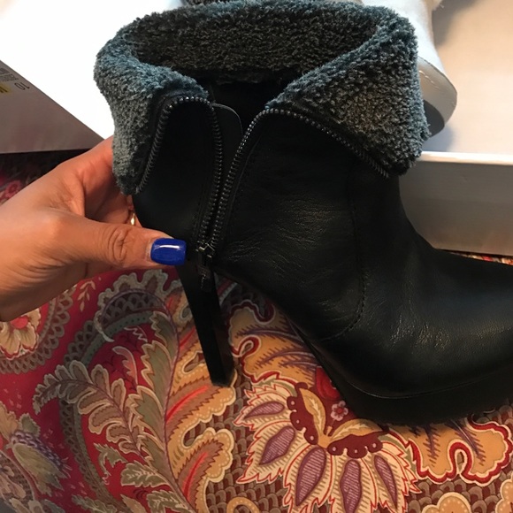 Booties - Picture 4 of 4